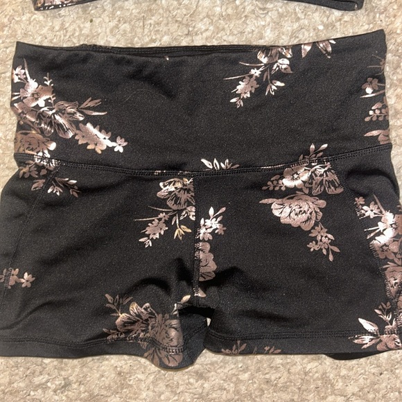 Sommer Ray Athletic Wear Set - Picture 2 of 9